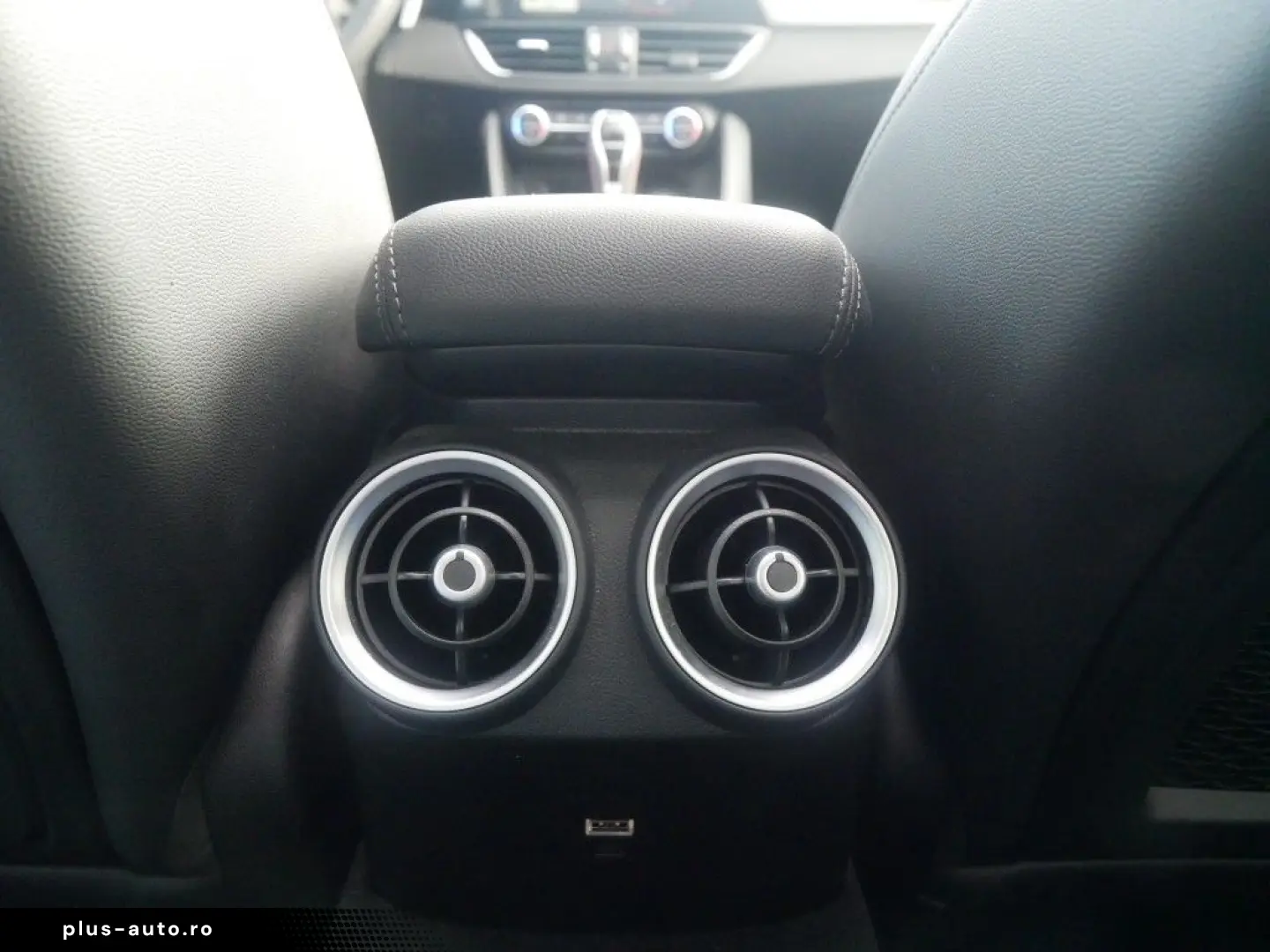 ALFA ROMEO Giulia COMPETIZIONE 2.0 TURBO 16V 280 PS AT8 Q4