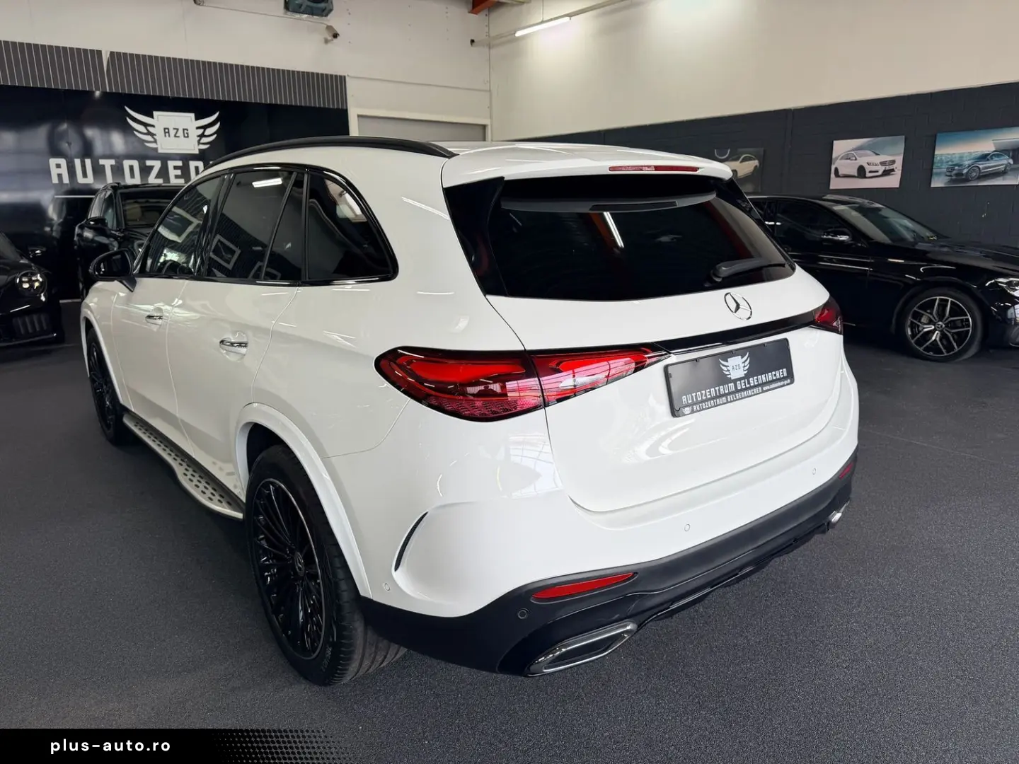 MERCEDES-BENZ GLC 200 4M AMG Premium Plus PANO DISTR&hellip;