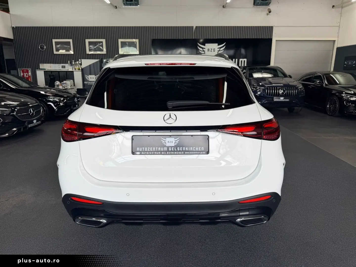 MERCEDES-BENZ GLC 200 4M AMG Premium Plus PANO DISTR&hellip;