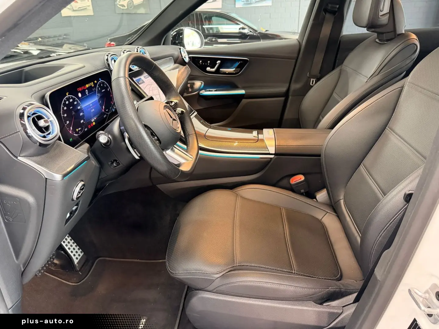 MERCEDES-BENZ GLC 200 4M AMG Premium Plus PANO DISTR&hellip;