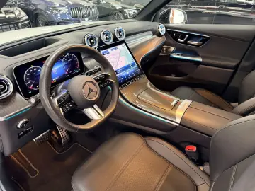MERCEDES-BENZ GLC 200 4M AMG Premium Plus PANO DISTR&hellip;