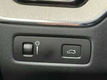 Volvo XC 60 D5 AWD Geartronic Inscription