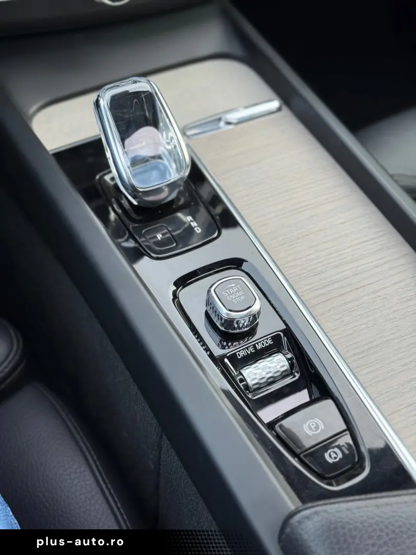 Volvo XC 60 D5 AWD Geartronic Inscription