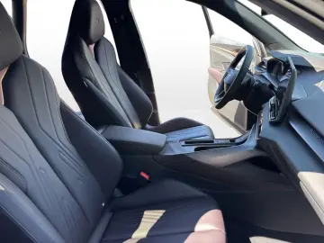 CUPRA Terramar 1.5 e-Hybrid 200 kW VZ