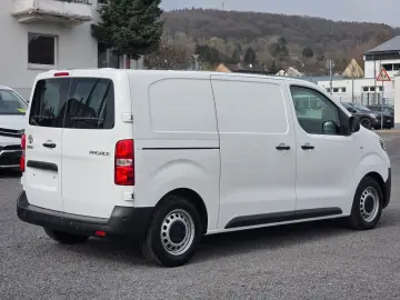 TOYOTA Proace L1 Kasten Meister