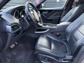 JAGUAR F - PACE 4 X 4