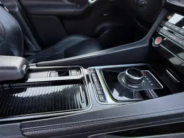 JAGUAR F - PACE 4 X 4