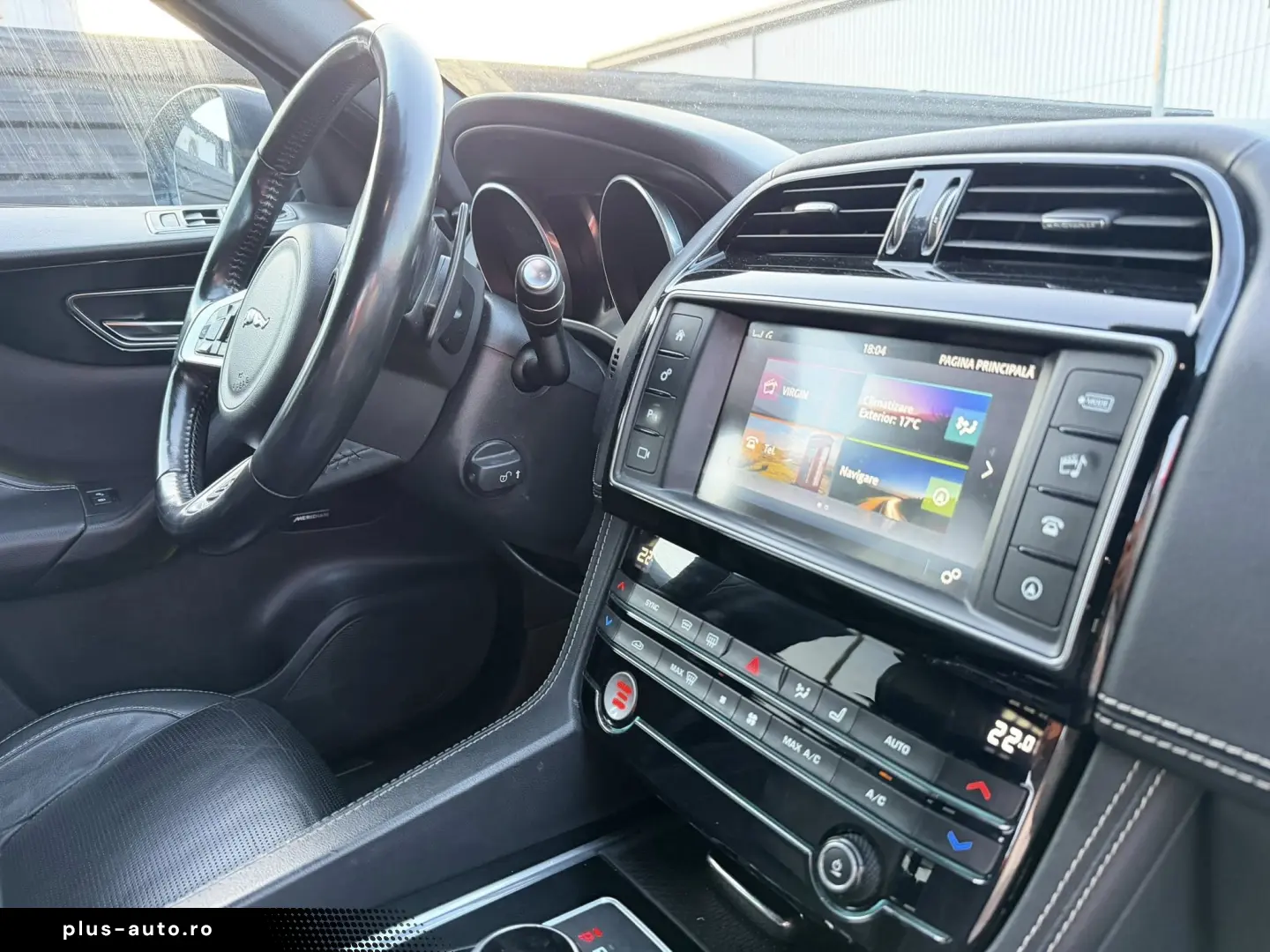 JAGUAR F - PACE 4 X 4