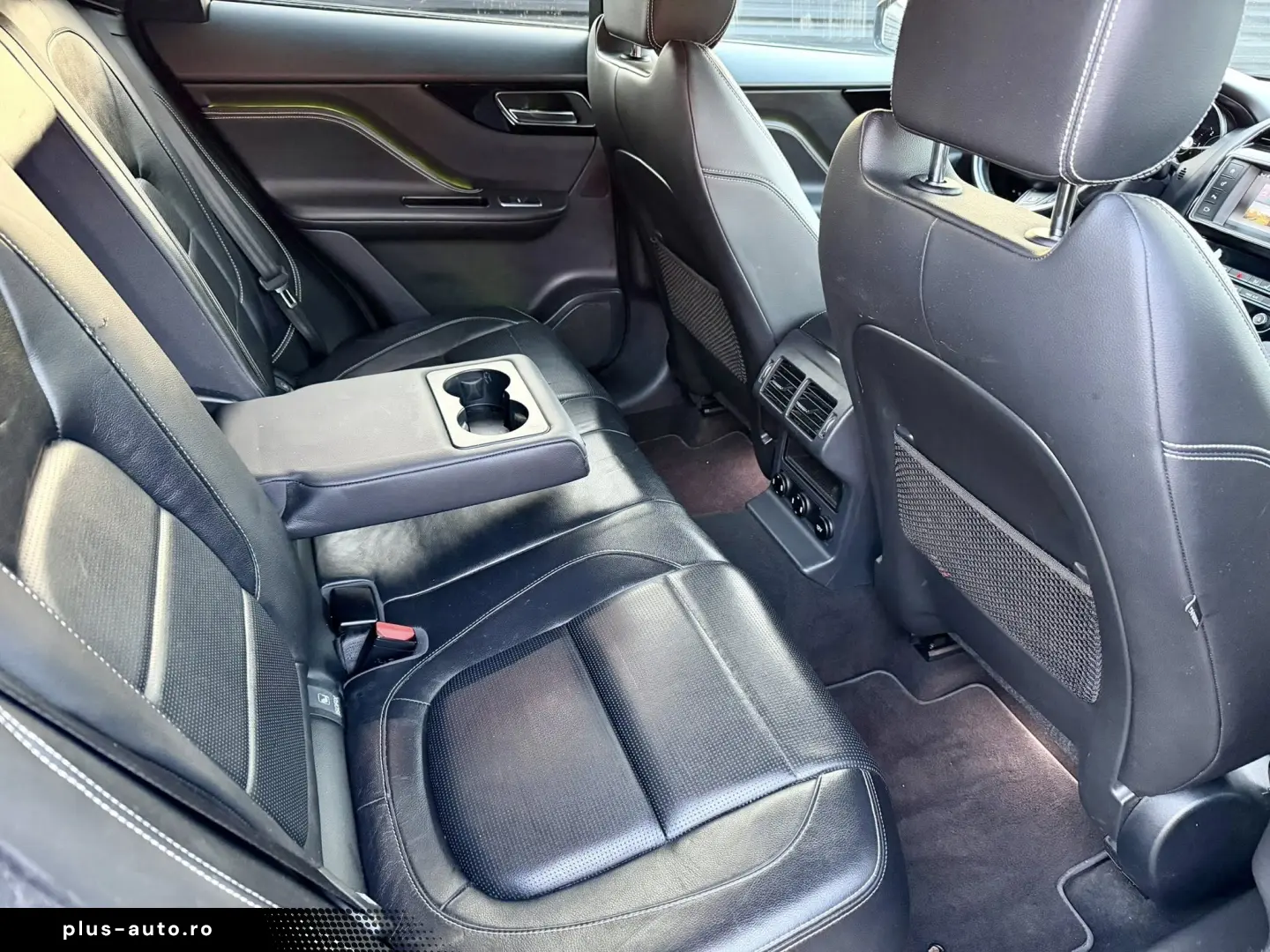 JAGUAR F - PACE 4 X 4