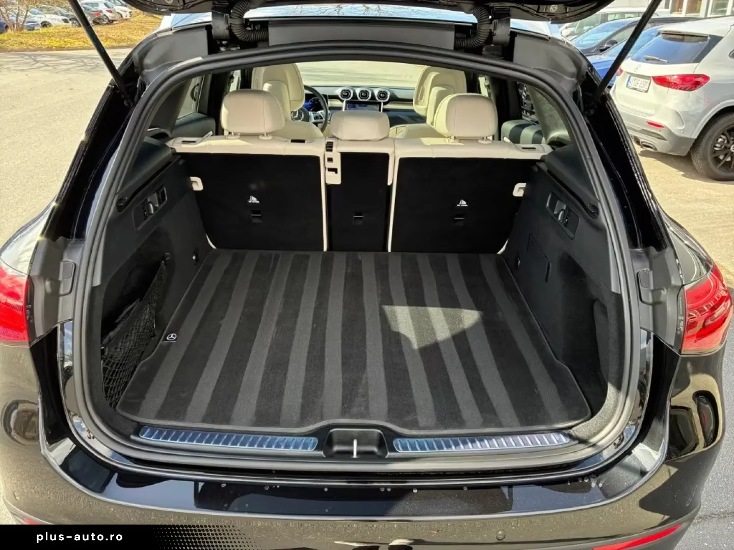 Mercedes-Benz GLC 200 4M Avantgarde Navi Pano AHK