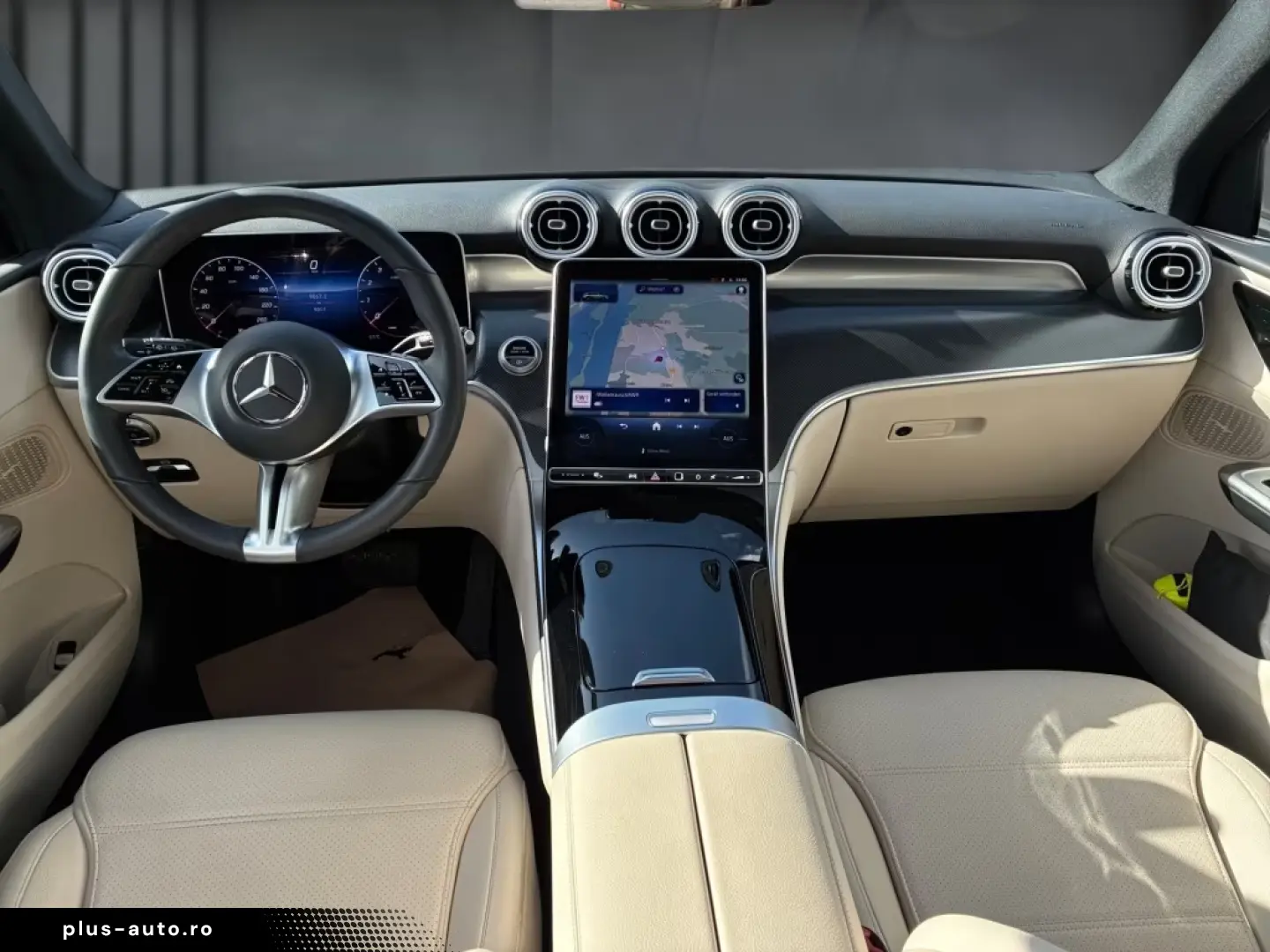 Mercedes-Benz GLC 200 4M Avantgarde Navi Pano AHK