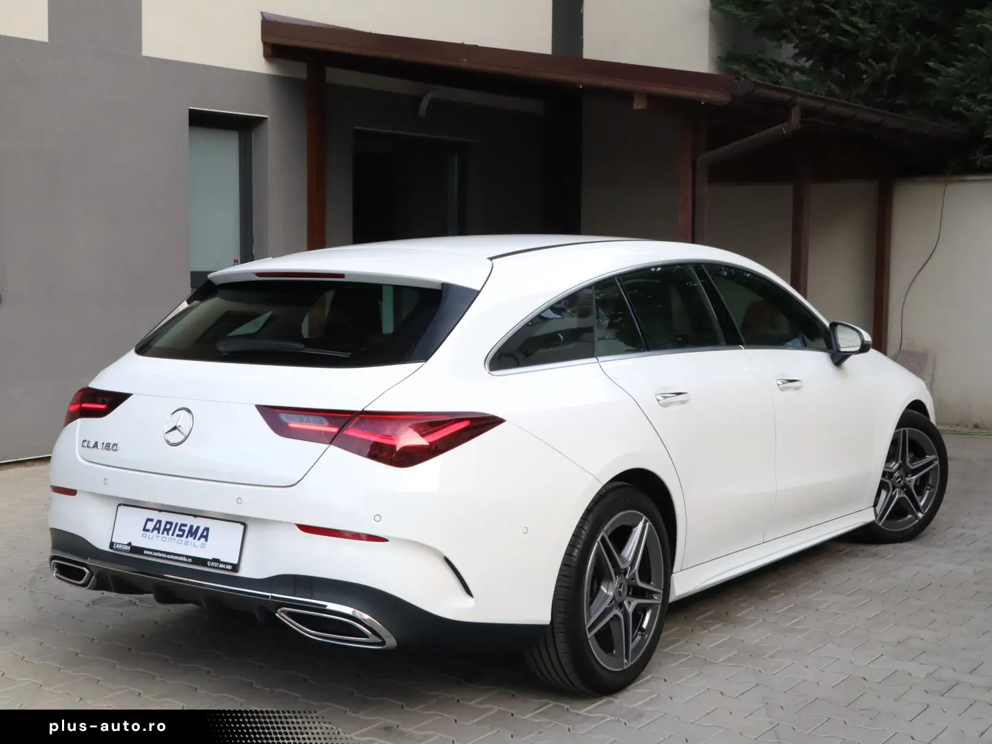 Mercedes-Benz CLA 180 Shooting Brake 7G-DCT AMG Line