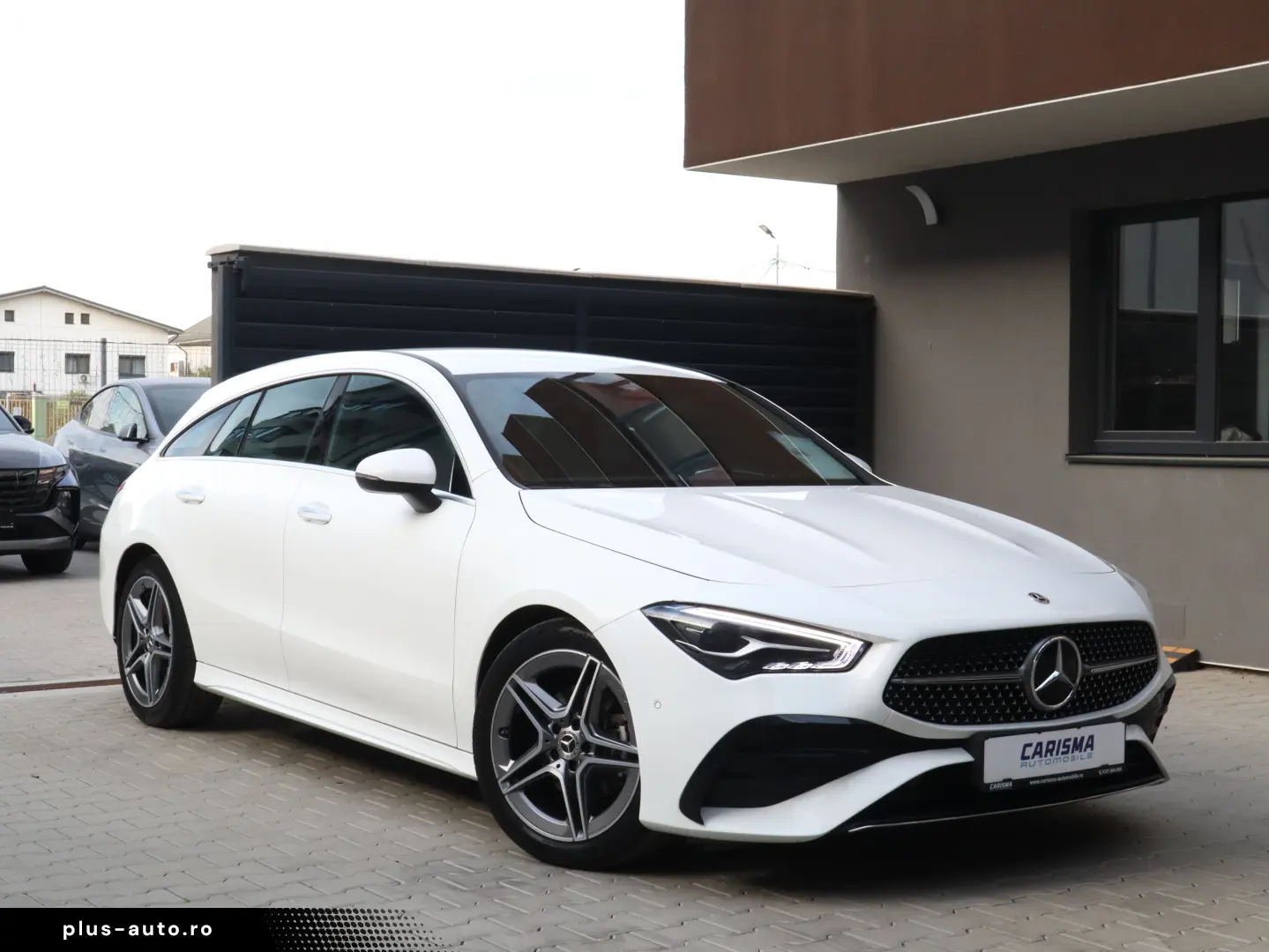 Mercedes-Benz CLA 180 Shooting Brake 7G-DCT AMG Line