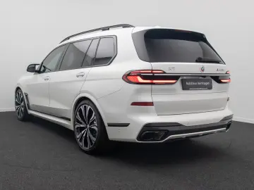 BMW X7 M60i xD 360 SkyLounge Individual