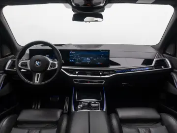BMW X7 M60i xD 360 SkyLounge Individual