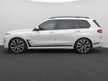 BMW X7 M60i xD 360 SkyLounge Individual