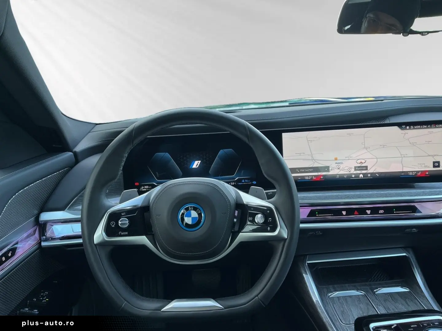 BMW 750 e xDrive TV-Fond-Entertainment Sky