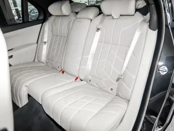 BMW 740 d xDrive M Sport PANO ACC 360