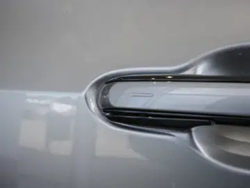 Lexus NX 350h Business Line Plus SITZBELÜFTUNG 360