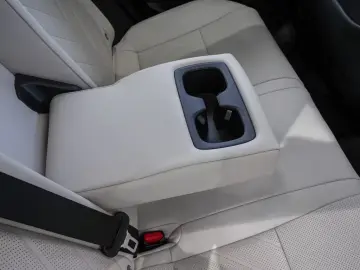 Lexus NX 350h Business Line Plus SITZBELÜFTUNG 360