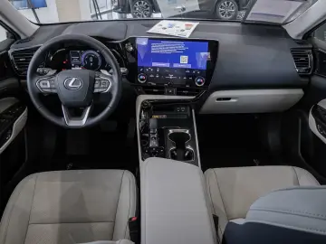 Lexus NX 350h Business Line Plus SITZBELÜFTUNG 360