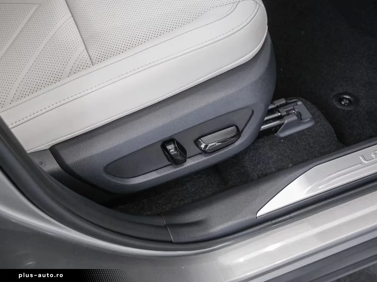 Lexus NX 350h Business Line Plus SITZBELÜFTUNG 360