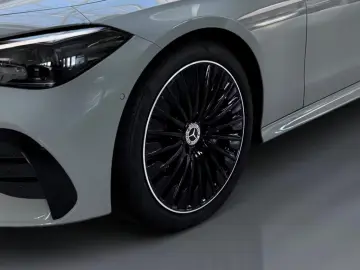 Mercedes-Benz CLE 300 4MATIC Coupé  AMG Night MBUX