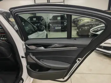 BMW 530icM Pachet Alb Mineral Laser H&K Ventilație TVA