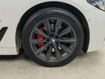 BMW 530icM Pachet Alb Mineral Laser H&K Ventilație TVA