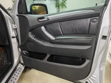 BMW X5 218CP Pachet4.8is Panoramic Volan încălzit Webasto