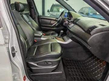 BMW X5 218CP Pachet4.8is Panoramic Volan încălzit Webasto