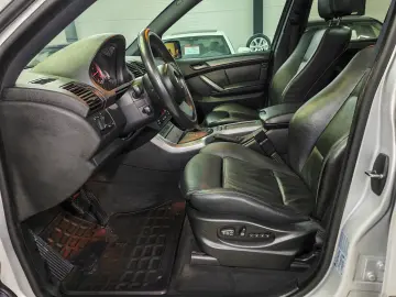 BMW X5 218CP Pachet4.8is Panoramic Volan încălzit Webasto