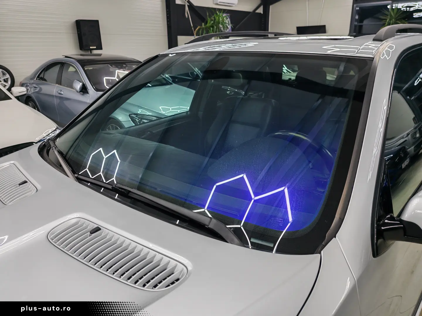 BMW X5 218CP Pachet4.8is Panoramic Volan încălzit Webasto