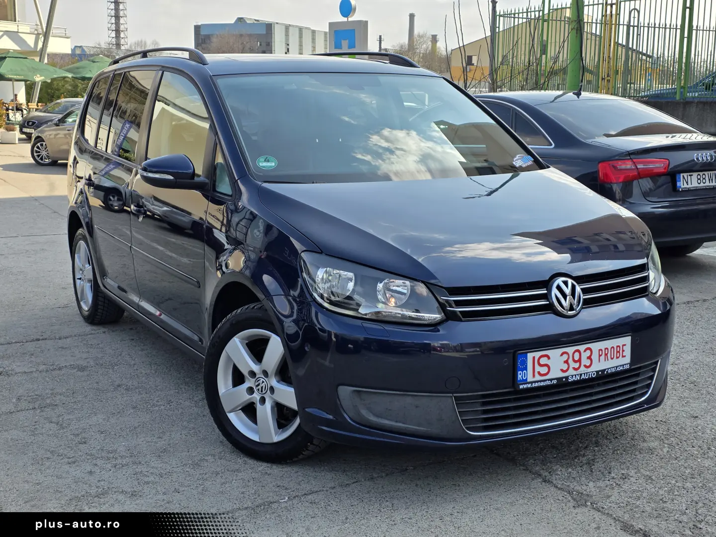 VW Touran 2011 1.6 TDI 105 CP euro 5