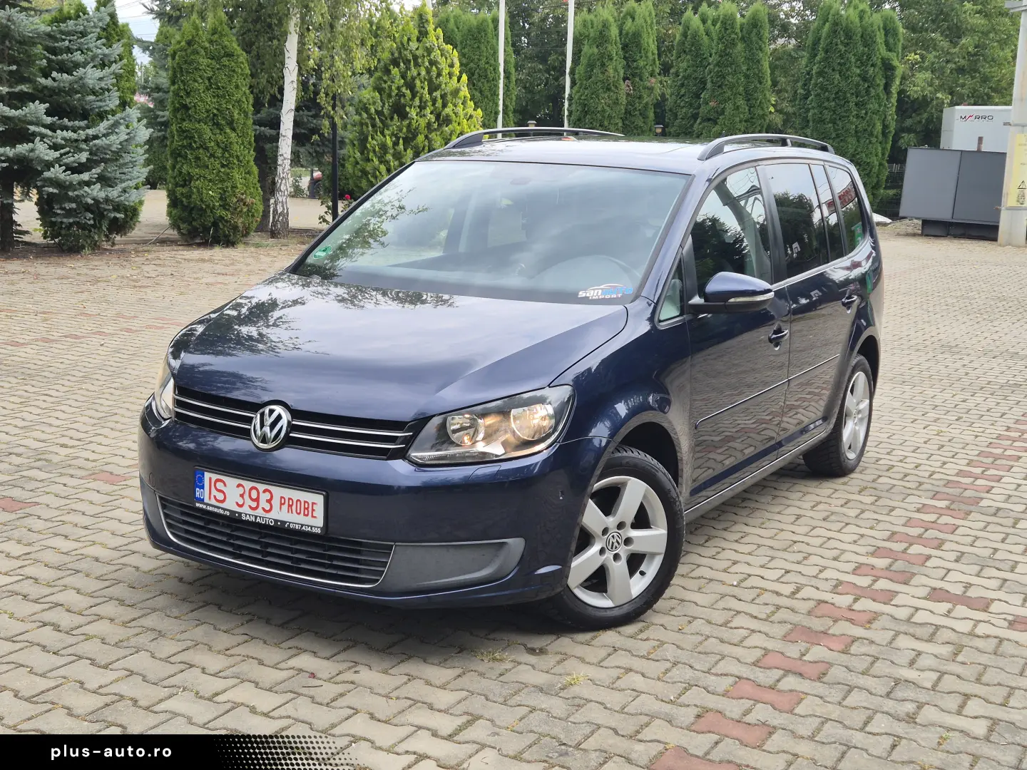 VW Touran 2011 1.6 TDI 105 CP euro 5