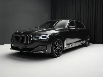 BMW 740