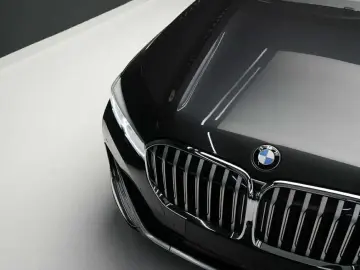 BMW 740