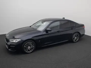 BMW 540i xD M Sport H K Kamera HUD DAB AHK Komfort