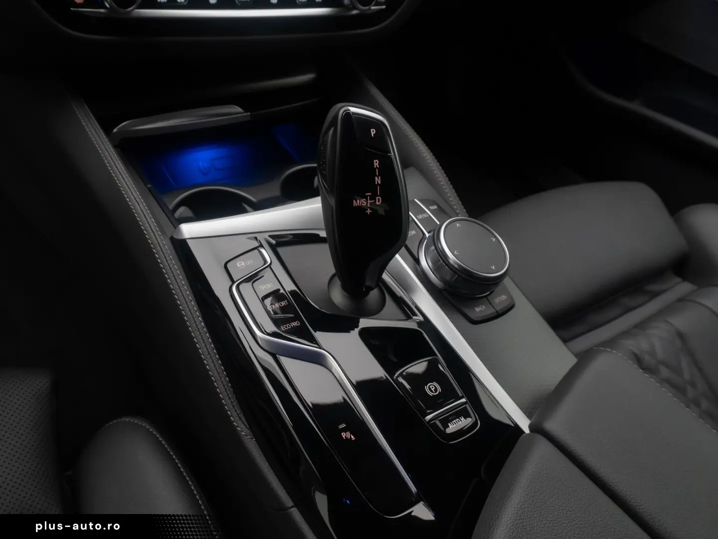 BMW 540i xD M Sport H K Kamera HUD DAB AHK Komfort