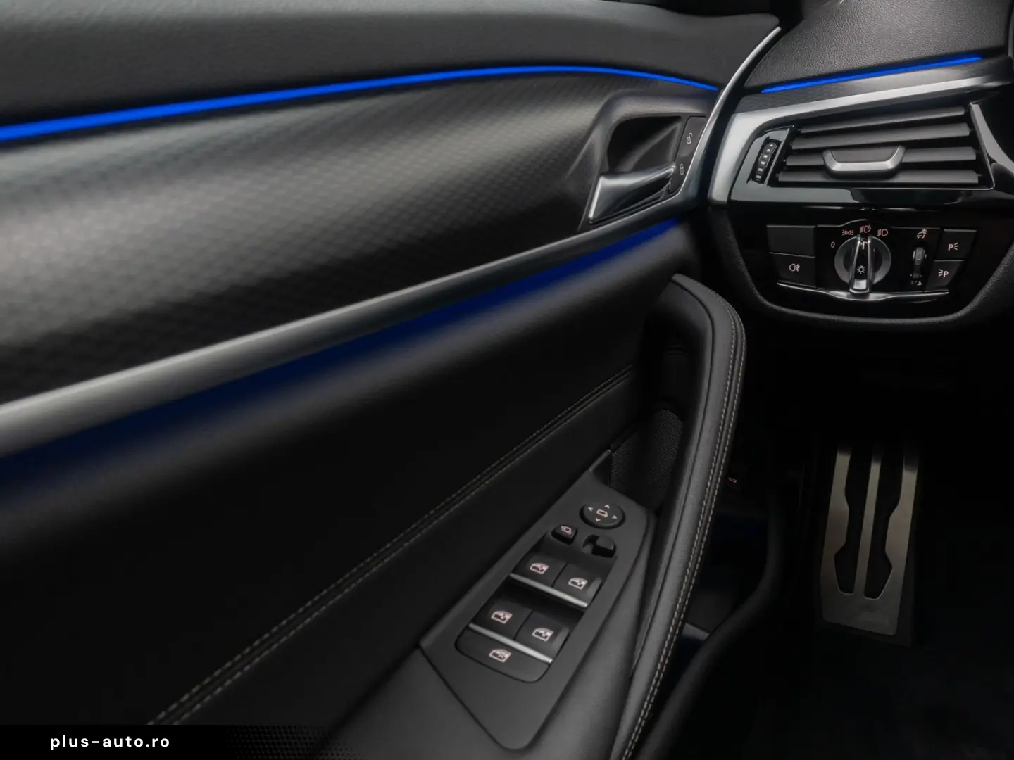 BMW 540i xD M Sport H K Kamera HUD DAB AHK Komfort