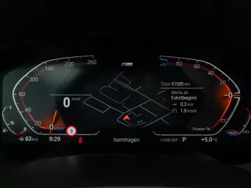 BMW 540i xD M Sport H K Kamera HUD DAB AHK Komfort
