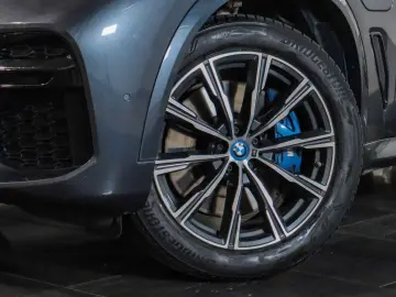 BMW X5 45e xD M SPORT LASER AHK PANO KAMERA NAVI HuD