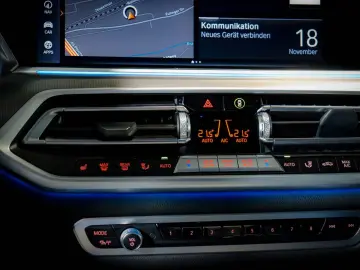 BMW X5 45e xD M SPORT LASER AHK PANO KAMERA NAVI HuD