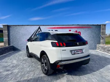 Peugeot 3008 1.2 PureTech Allure