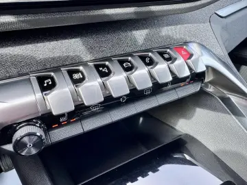 Peugeot 3008 1.2 PureTech Allure