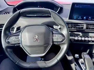 Peugeot 3008 1.2 PureTech Allure