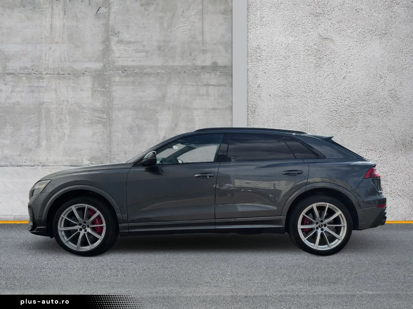 AUDI RS Q8 AHK PANO KERAMIK LEDER UPE 175T