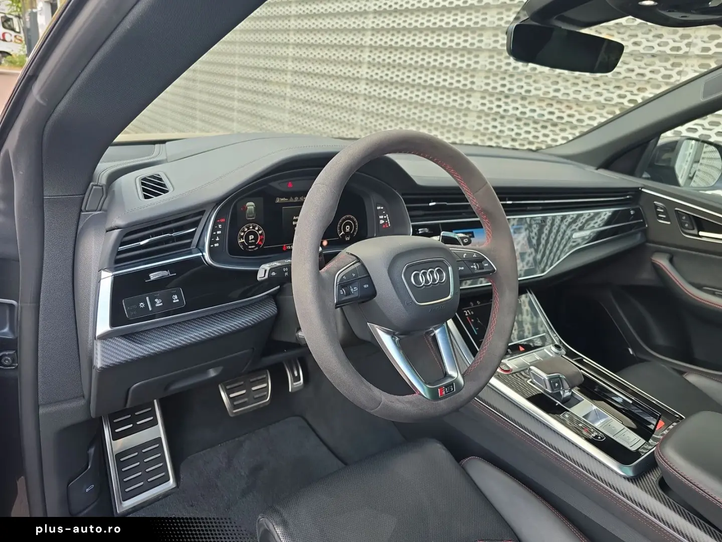 AUDI RS Q8 AHK PANO KERAMIK LEDER UPE 175T