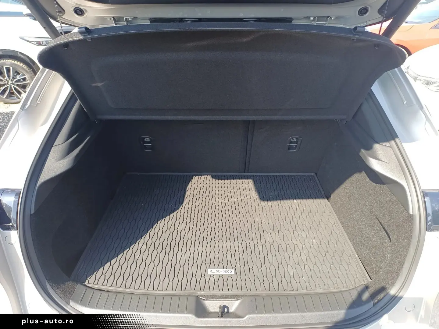 MAZDA CX-30 2.5 MHEH 140CP AT6 Exclusive-Line