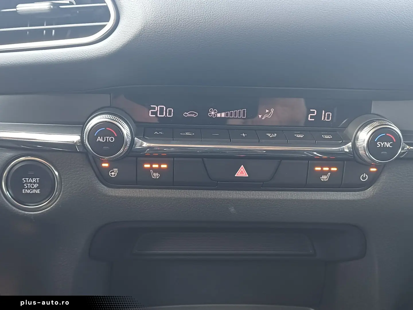 MAZDA CX-30 2.5 MHEH 140CP AT6 Exclusive-Line